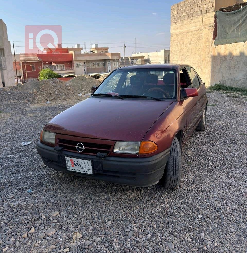 اوبل استرا